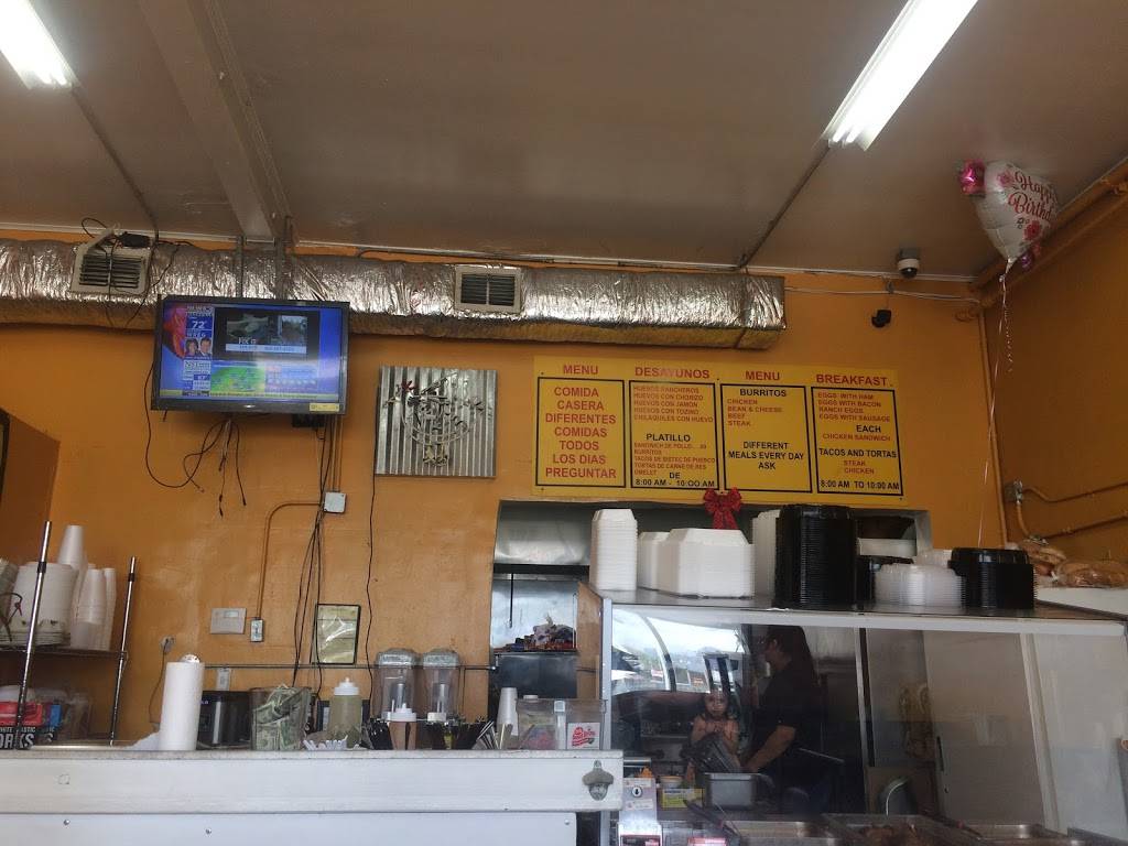 La llamarada mexican food | restaurant | 2877 Summer Ave, Memphis, TN 38112, USA | 9012624132 OR +1 901-262-4132