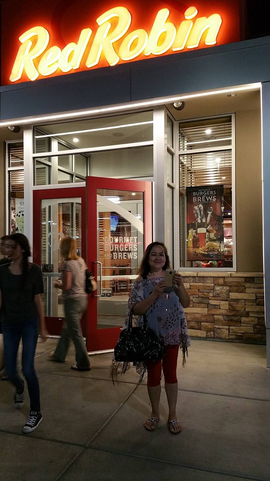 Red Robin Gourmet Burgers and Brews | restaurant | 11010 Lavender Hill Dr building 8b, Las Vegas, NV 89135, USA | 7022580948 OR +1 702-258-0948