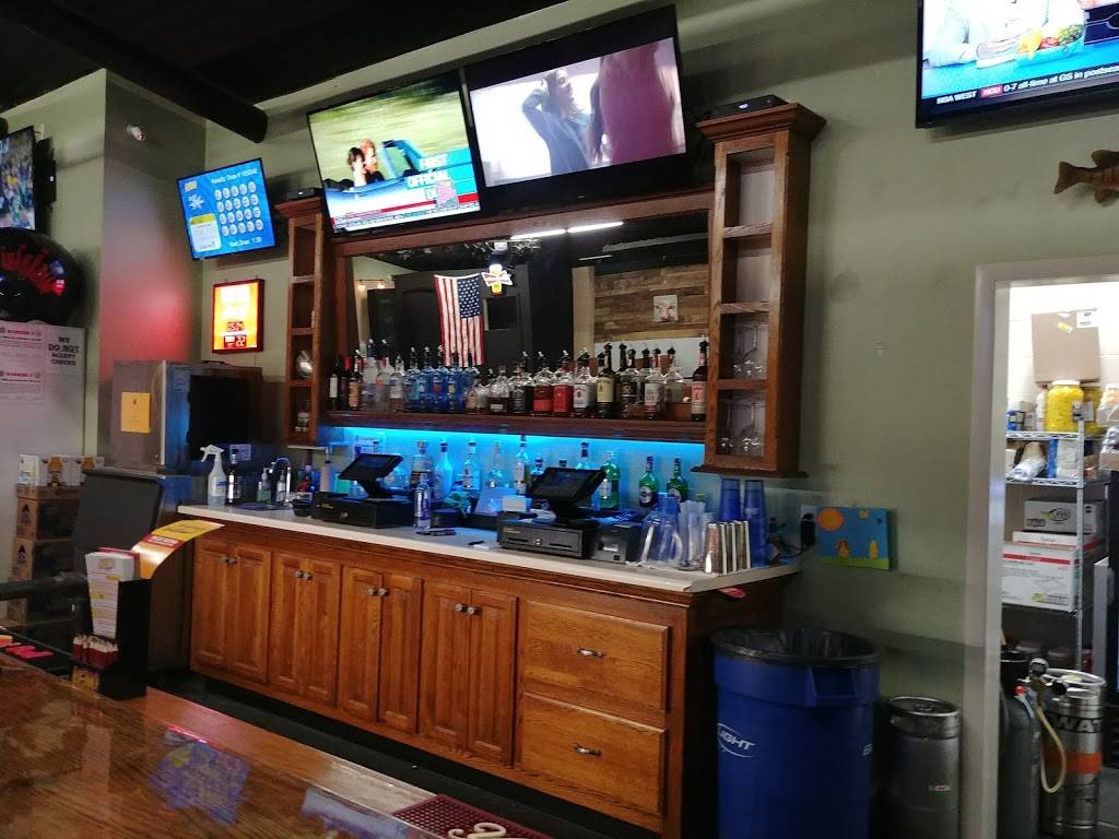 Bowstring Bar & Grill | restaurant | 109 N Water St, Caledonia, OH 43314, USA | 4198454100 OR +1 419-845-4100