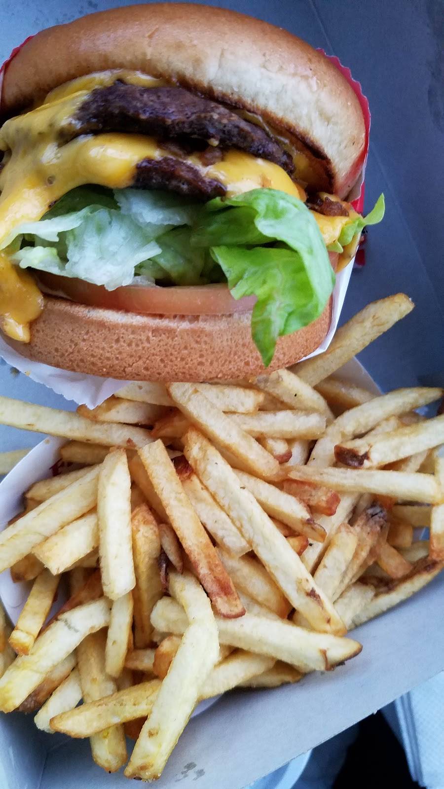 In-N-Out Burger | restaurant | 6292 Westminster Blvd, Westminster, CA 92683, USA | 8007861000 OR +1 800-786-1000