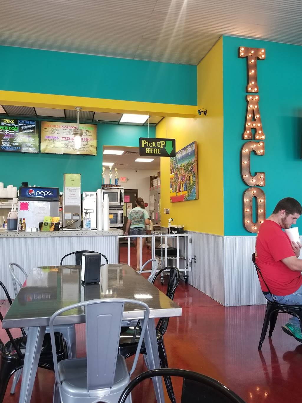 The Taco Factory | restaurant | 1746 Falcon Ave, Carmi, IL 62821, USA | 6183828226 OR +1 618-382-8226