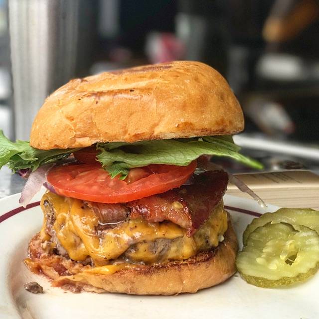 White Star Bar | restaurant | 230 Brunswick St, Jersey City, NJ 07302, USA | 2016539234 OR +1 201-653-9234