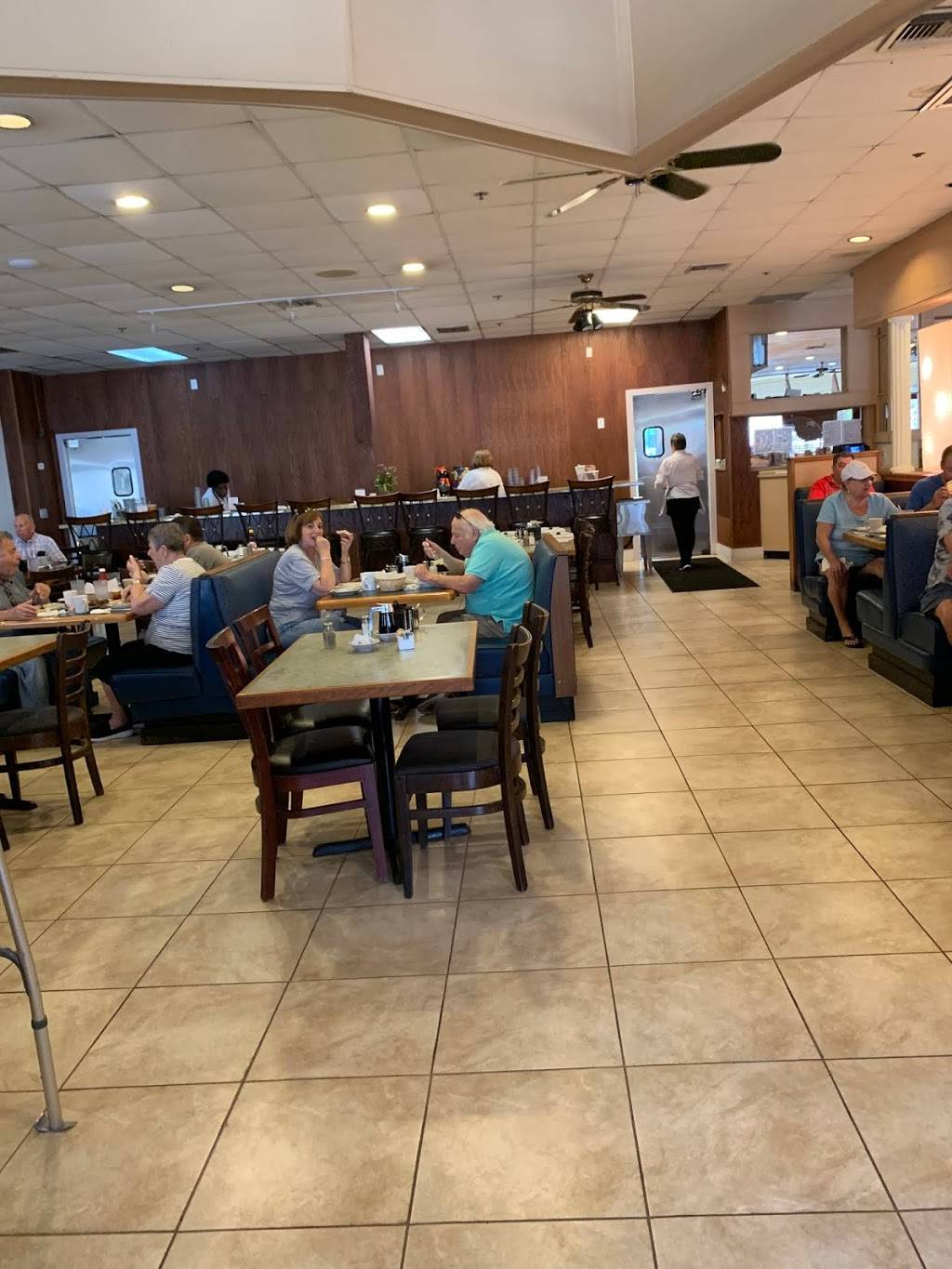 Delray Grille | restaurant | 15200 S, Jog Rd #234, Delray Beach, FL 33446, USA | 5616389393 OR +1 561-638-9393