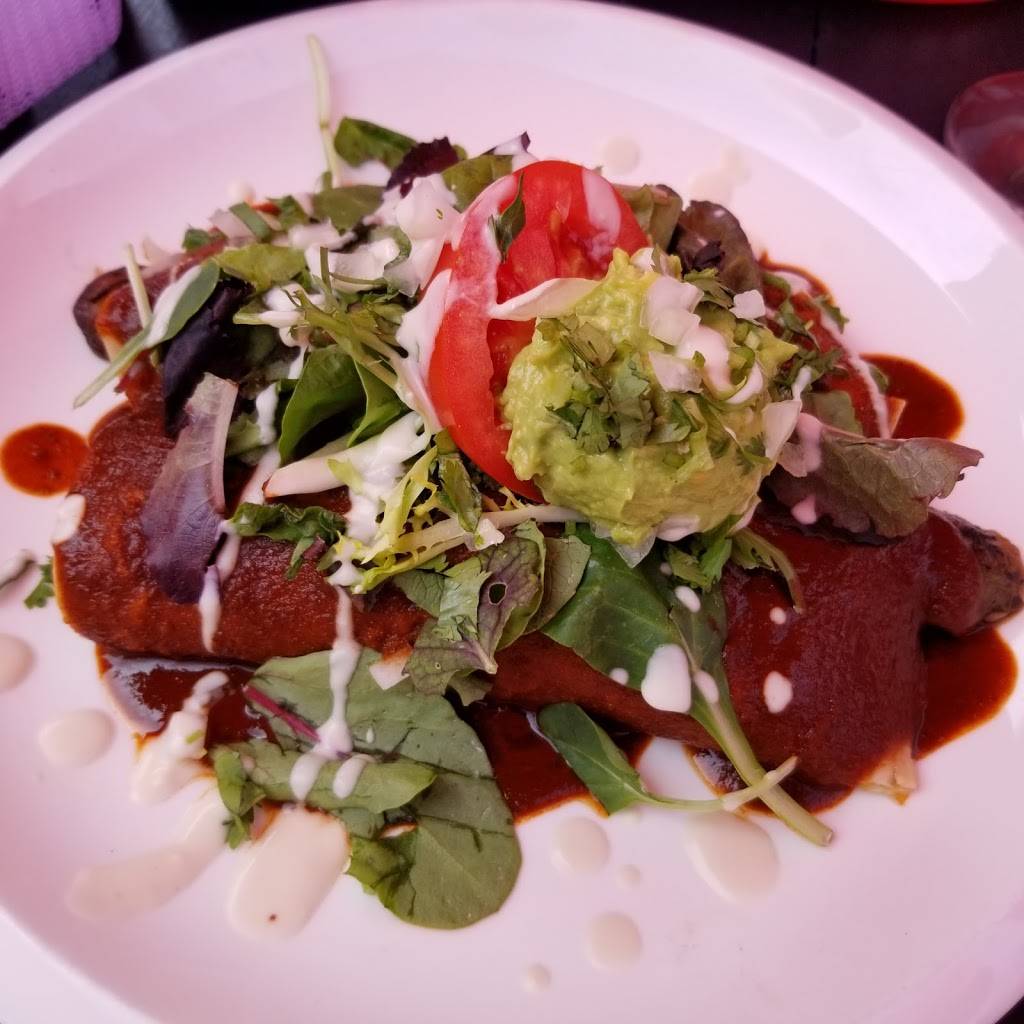 Haute Enchilada Café | restaurant | 7902 Moss Landing Rd, Moss Landing, CA 95039, USA | 8316335843 OR +1 831-633-5843