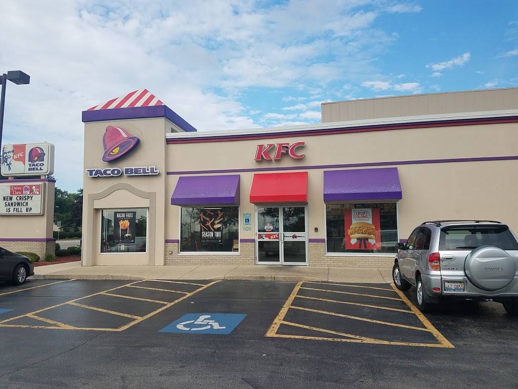 Taco Bell | meal takeaway | 1015 Maple Ave, Lisle, IL 60532, USA | 6302411350 OR +1 630-241-1350