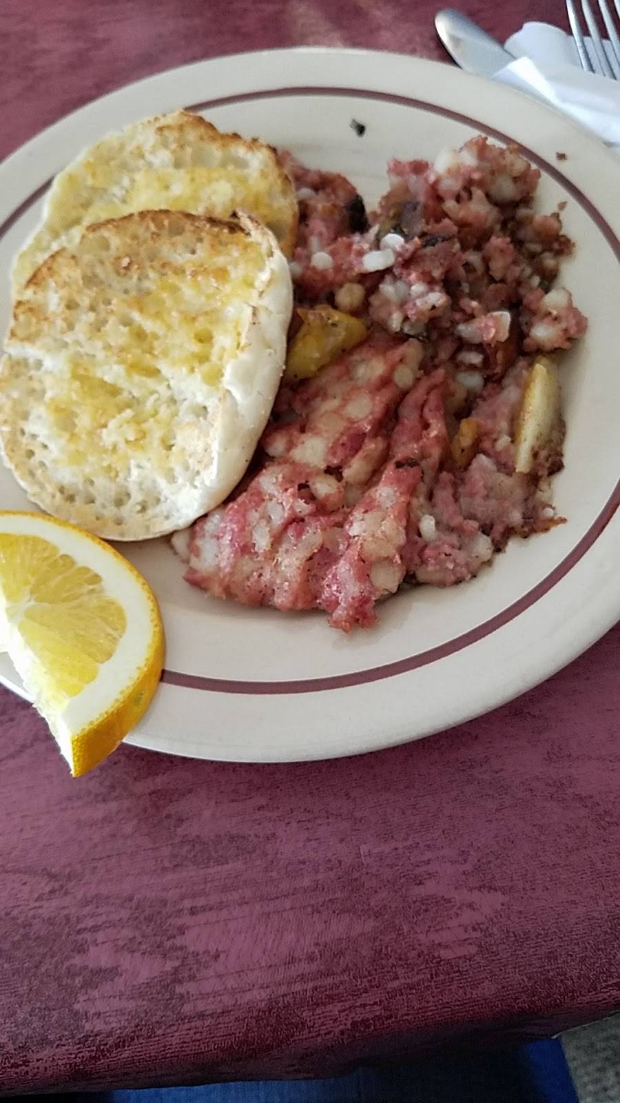 Four Corners Cafe | restaurant | 8571 N Main St, Eden, NY 14057, USA | 7169924347 OR +1 716-992-4347