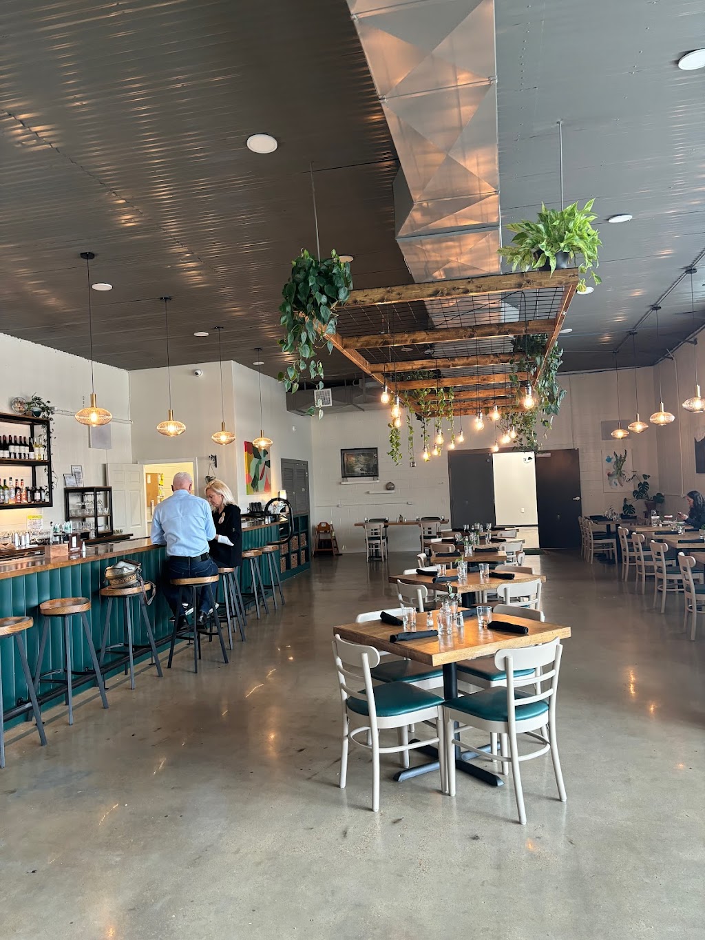 Littlebird Restaurant & Bar | restaurant | 316 N Highland Ave, Jackson, TN 38301, USA | 7313003999 OR +1 731-300-3999