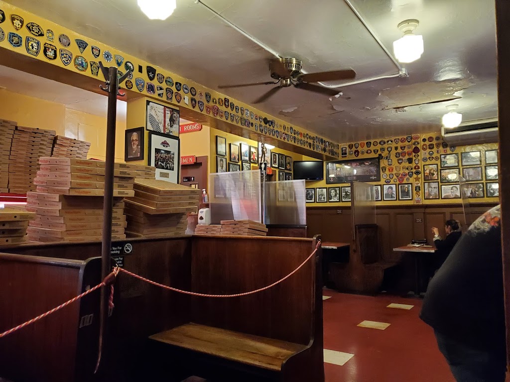 Regina Pizzeria | restaurant | 11 1/2 Thacher St, Boston, MA 02113, USA | 6172270765 OR +1 617-227-0765