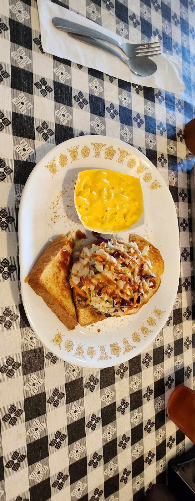 Rub ‘Em Tender BBQ | restaurant | 5910 Alma Hwy, Van Buren, AR 72956, USA | 4792790384 OR +1 479-279-0384