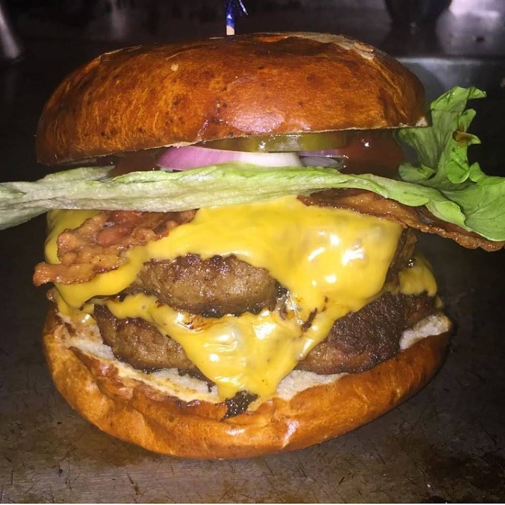 One Block East | restaurant | 642 Tombigbee St, Jackson, MS 39201, USA | 6019440203 OR +1 601-944-0203