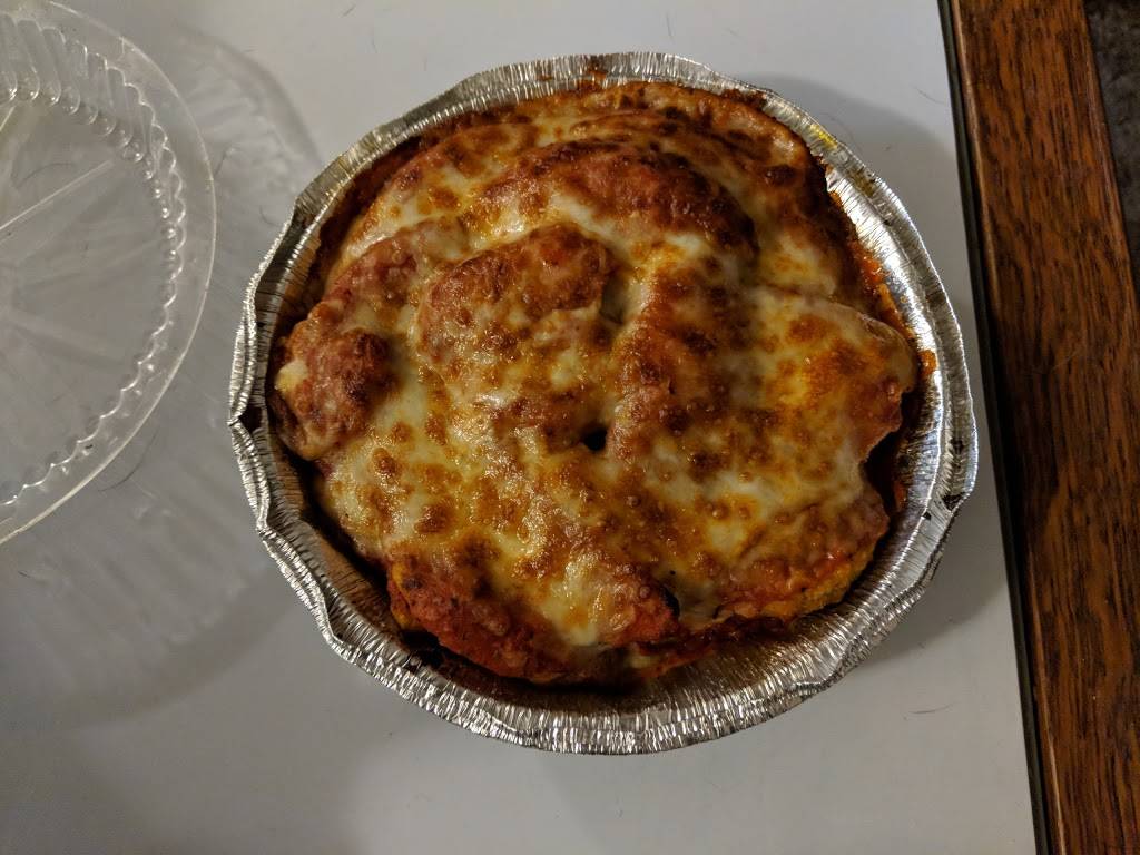 Patros Pizza | meal takeaway | 2334 N Charles St, Baltimore, MD 21218, USA | 4102355558 OR +1 410-235-5558