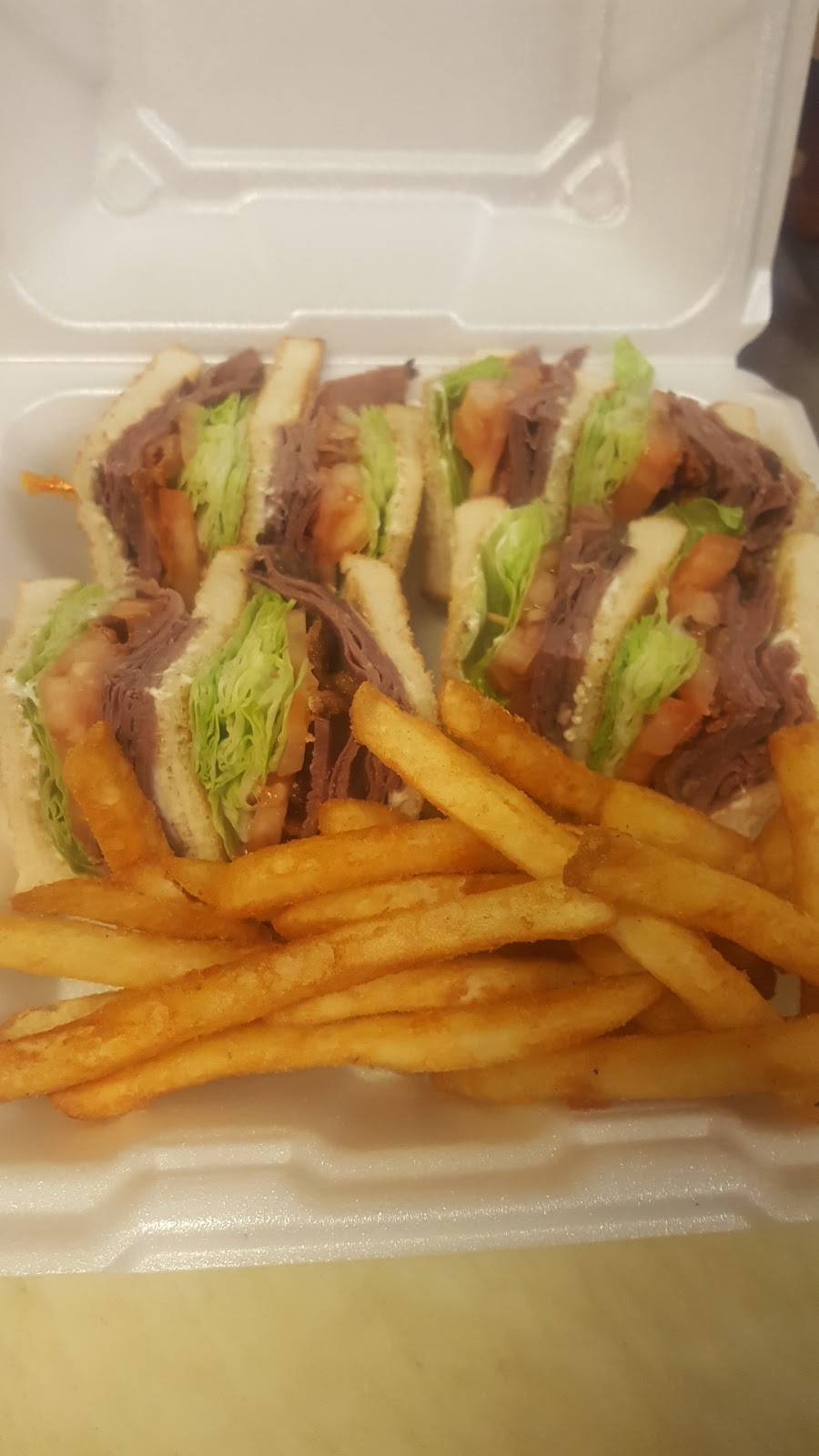 Angels Pizza & Italian Restaurant | restaurant | 5511 MacArthur Rd, Whitehall, PA 18052, USA | 6109047316 OR +1 610-904-7316