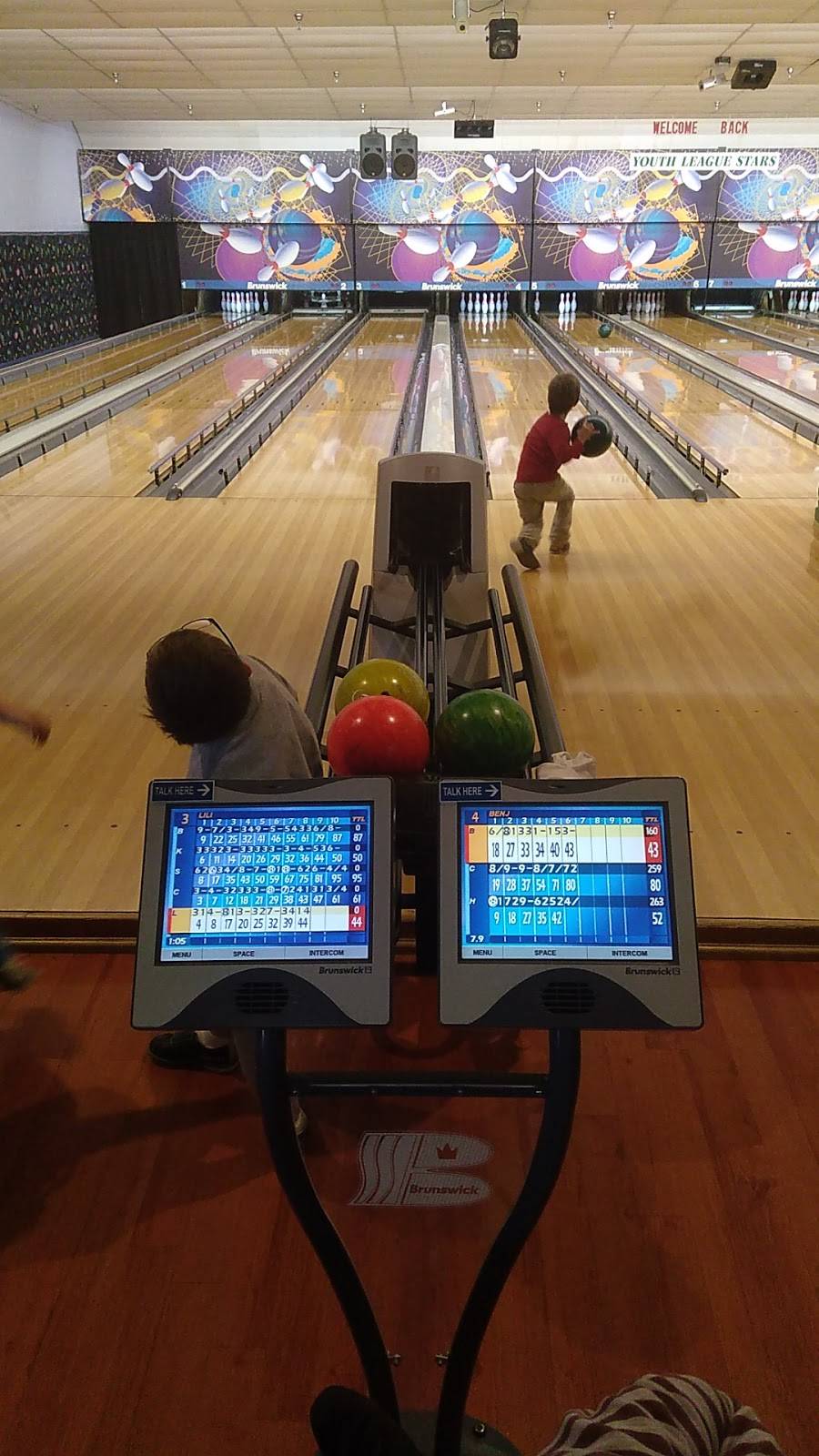 Forest Hill Lanes | restaurant | 1 Maurice Dr, Forest Hill, MD 21050, USA | 4108384477 OR +1 410-838-4477