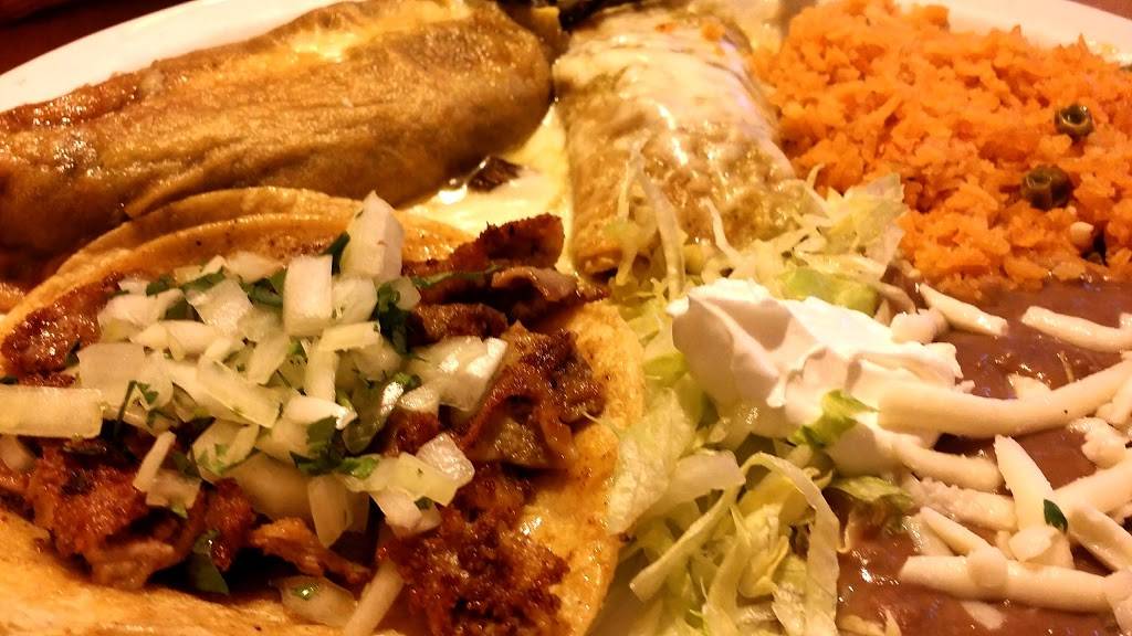 Tacos El Norte | restaurant | 2663 Grand Ave, Waukegan, IL 60085, USA | 8472639001 OR +1 847-263-9001