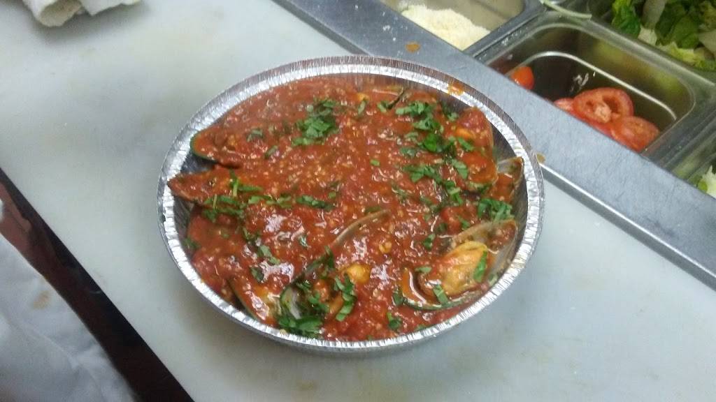 Uncle Sals Pizza II | restaurant | 147 Woodport Rd, Sparta Township, NJ 07871, USA | 9737294500 OR +1 973-729-4500