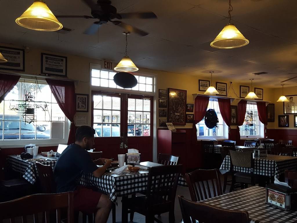 West Hills Pizza Company | restaurant | 7543 Fallbrook Ave, West Hills, CA 91307, USA | 8183474992 OR +1 818-347-4992