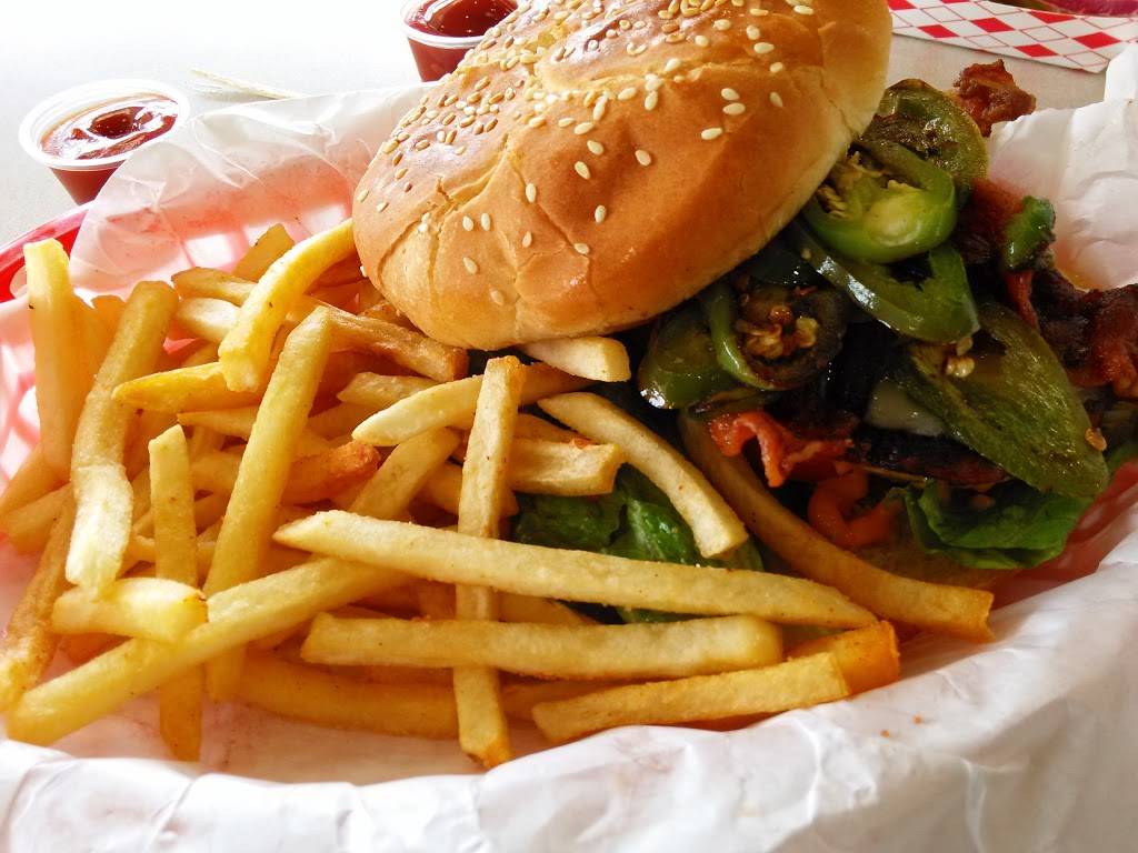 Julias Mesquite Mexican Grill | restaurant | 2160 N Arizona Ave, Chandler, AZ 85225, USA | 4806264585 OR +1 480-626-4585