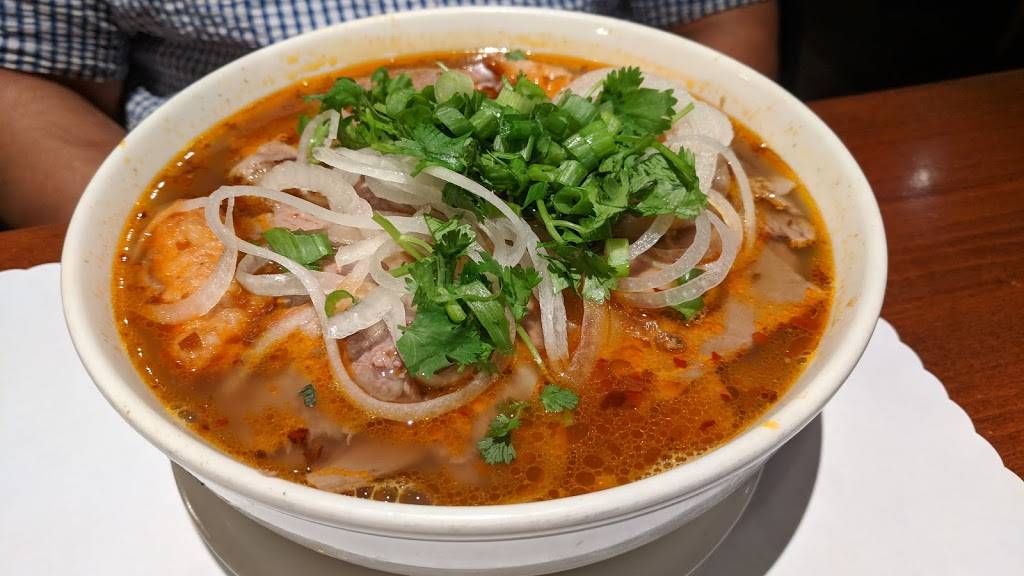 Pho Viet | restaurant | 18741 Soledad Canyon Rd, Canyon Country, CA 91351, USA | 6612521899 OR +1 661-252-1899
