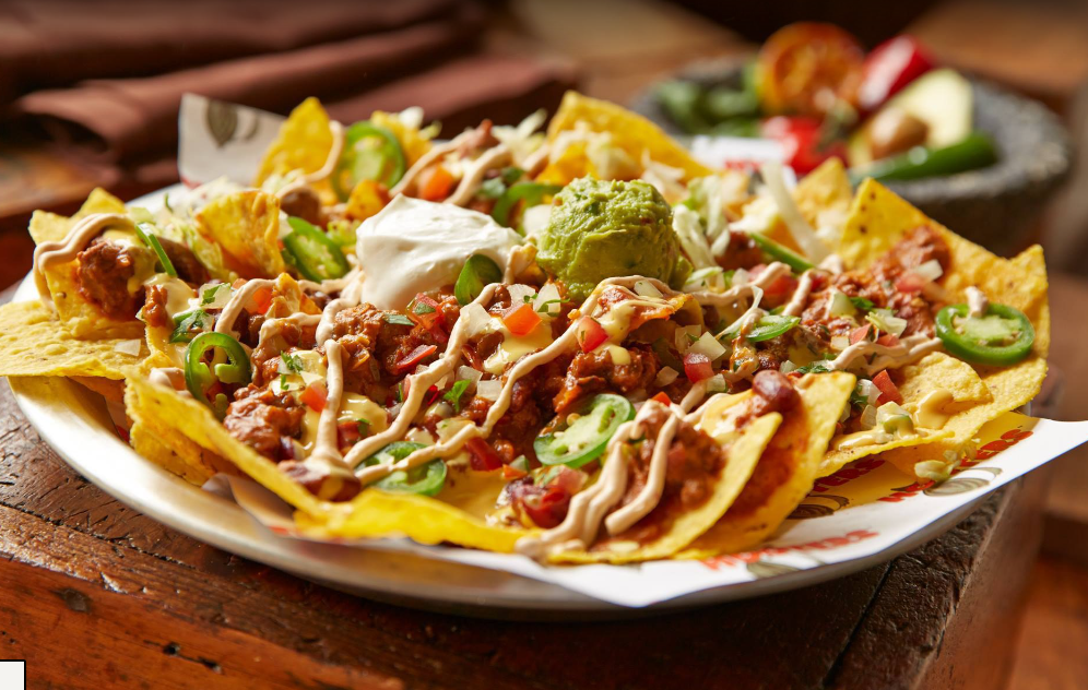 Hooters | restaurant | 123 W Trade Street, Charlotte, NC 28202, USA | 7043334566 OR +1 704-333-4566