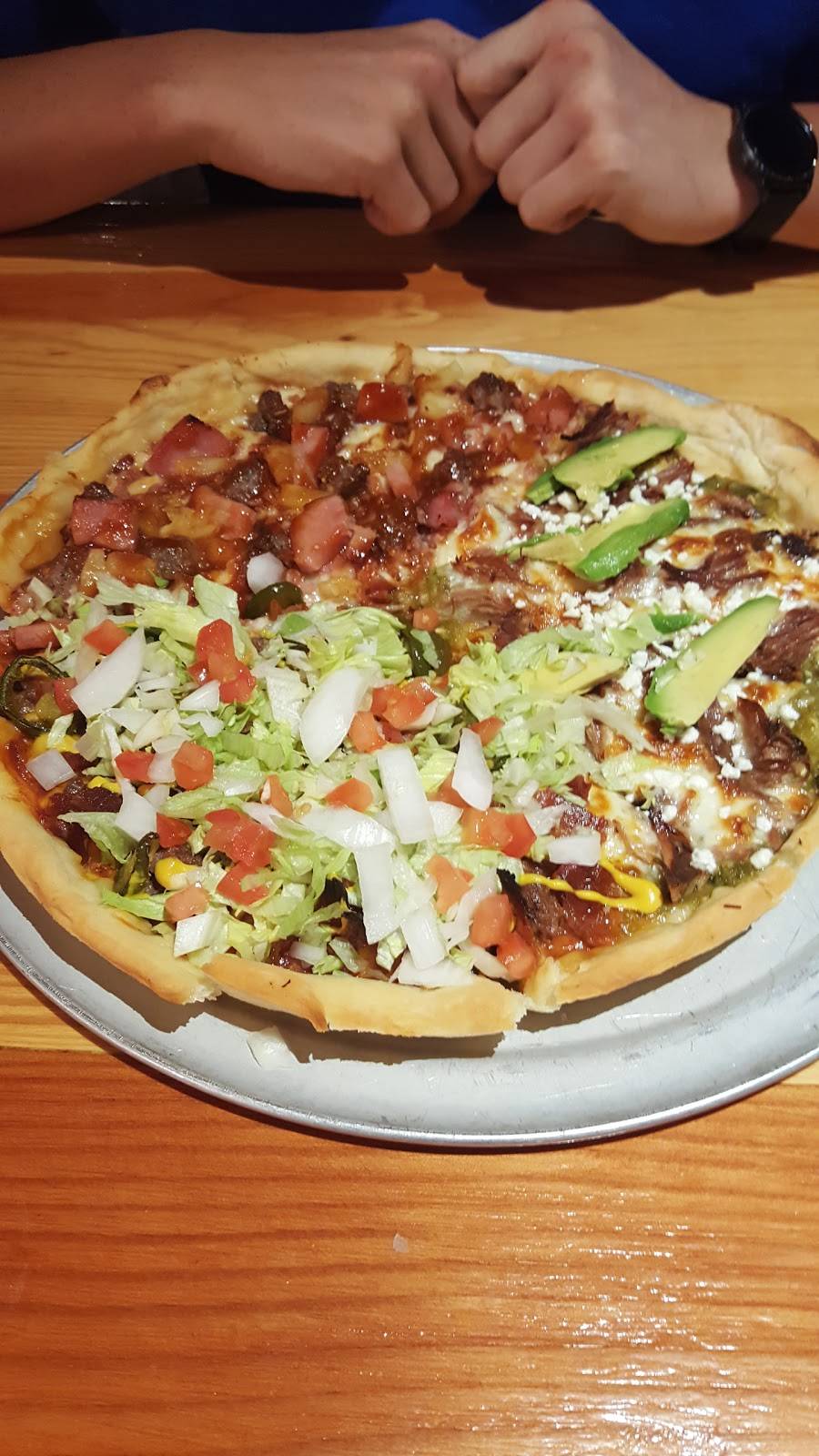 Jos Famous Pizza | restaurant | 900 S Kelly Ave, Edmond, OK 73003, USA | 4053407070 OR +1 405-340-7070