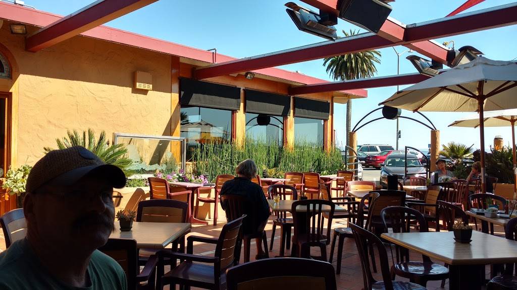 Flats Bistro Aptos | restaurant | 113 Esplanade, Aptos, CA 95003, USA | 8316615763 OR +1 831-661-5763