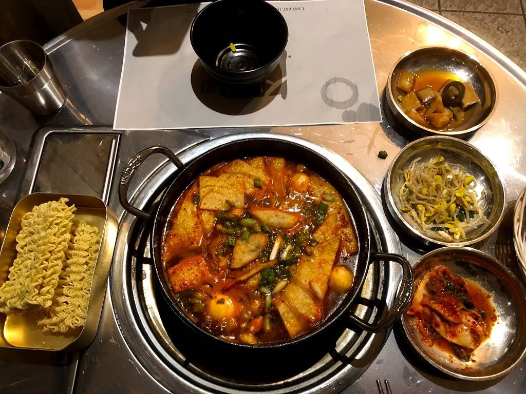 Sikgaek Korean Noodle | restaurant | 800 Dundas St E, Mississauga, ON L4Y 2B6, Canada | 4168051452 OR +1 416-805-1452