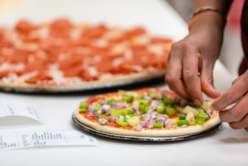 Pizza Edge | meal delivery | Dilkon Shopping Center, US-60, Winslow, AZ 86047, USA | 9286573717 OR +1 928-657-3717