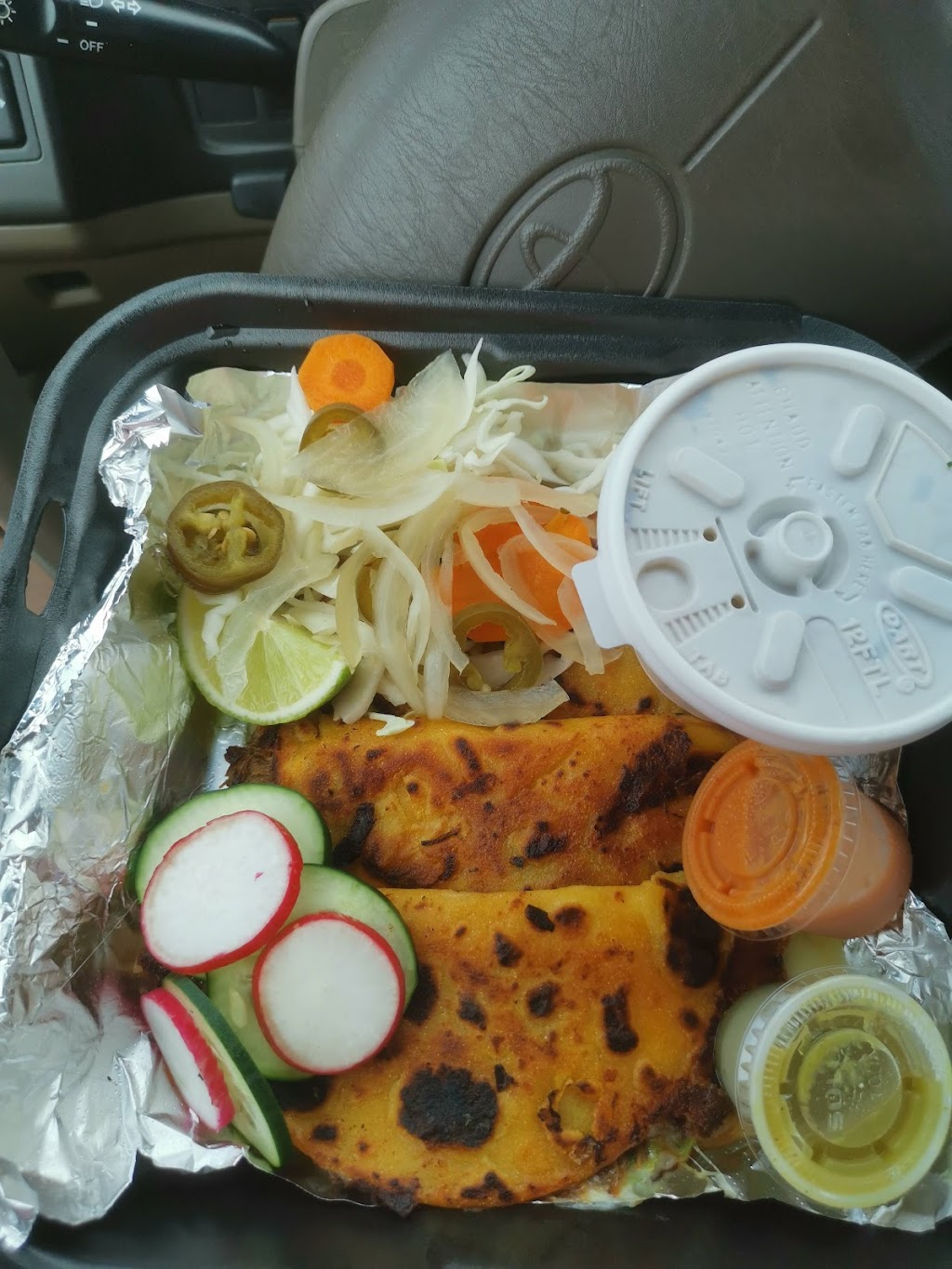 Taqueria El Chavo | restaurant | 1195 US-29, Charlottesville, VA 22901, USA | 4342342263 OR +1 434-234-2263