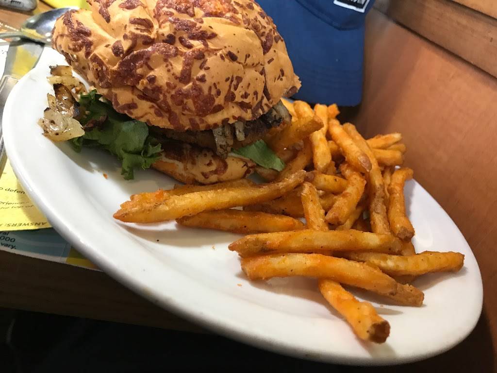 Dennys | restaurant | 2684 Lee Rd, Winter Park, FL 32789, USA | 4076221545 OR +1 407-622-1545