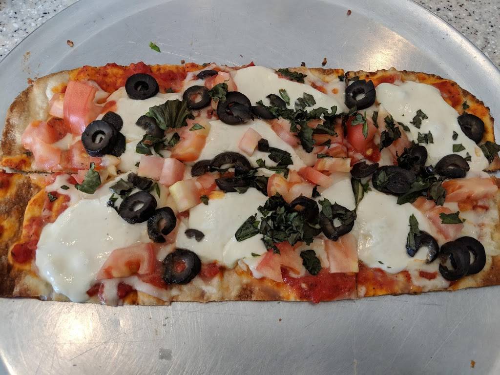 Michaels Flatbread | meal takeaway | 8 Stiles Rd, Salem, NH 03079, USA | 6038932765 OR +1 603-893-2765