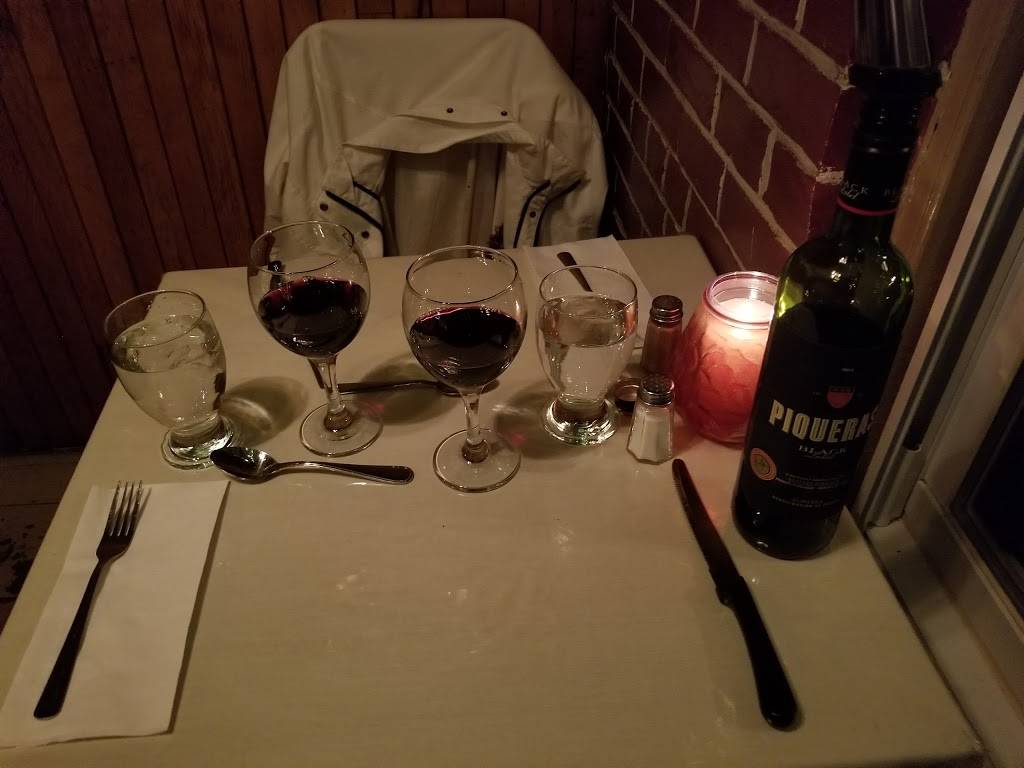 Brochetterie La Maison Grecque | restaurant | 514 Rue Galt O, Sherbrooke, QC J1H 1Y7, Canada | 8198221711 OR +1 819-822-1711