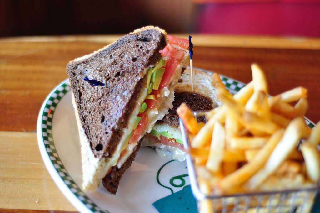 Barneys Beanery | restaurant | 1037 Broxton Ave, Los Angeles, CA 90024, USA | 3104437777 OR +1 310-443-7777