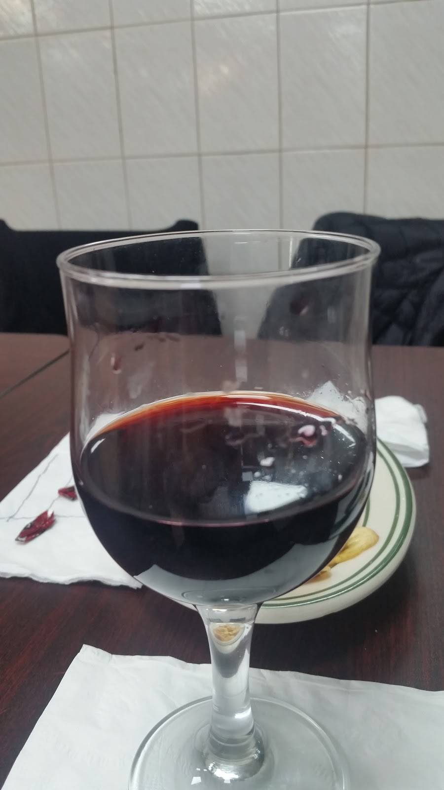 CHI CHIS BBQ & CATERING | restaurant | 570 21st Ave, Paterson, NJ 07513, USA | 9738810412 OR +1 973-881-0412