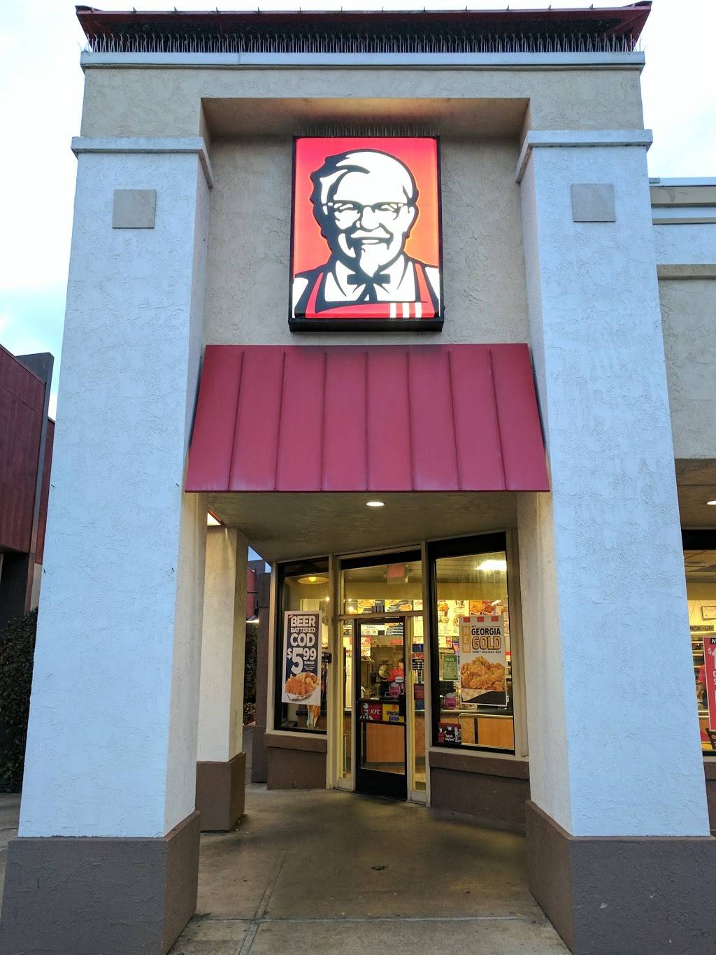 KFC | restaurant | 1111 El Camino Real, South San Francisco, CA 94080, USA | 6505882256 OR +1 650-588-2256