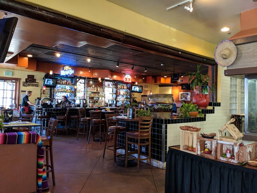 El Torito | restaurant | 22699 Oakcrest Cir, Yorba Linda, CA 92887, USA | 7149212335 OR +1 714-921-2335