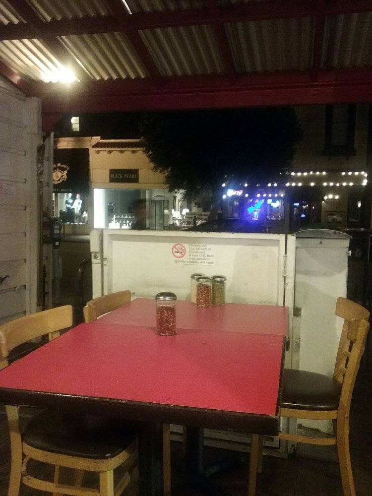 Extreme Pizza | meal delivery | 1980 Union St, San Francisco, CA 94123, USA | 4159298234 OR +1 415-929-8234