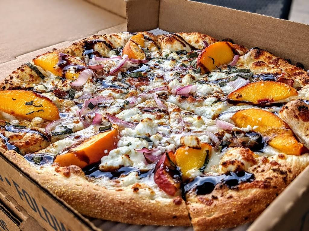 Uncle Maddios Pizza | restaurant | 345 S Kings Dr, Charlotte, NC 28204, USA | 9804063234 OR +1 980-406-3234