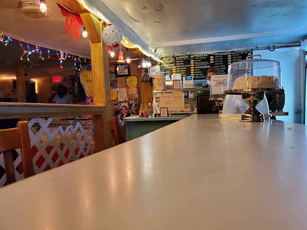 Cliff’s Restaurant & Catering | restaurant | 10740 NW 7th Ave, Miami, FL 33168, USA | 3057542679 OR +1 305-754-2679