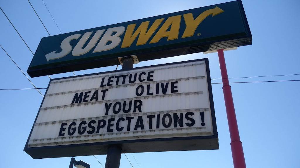 Subway Restaurants | restaurant | 704 S Cumberland St, Lebanon, TN 37087, USA | 6154437827 OR +1 615-443-7827