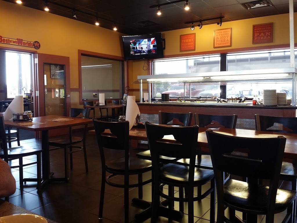 Pizza Hut | restaurant | 5305 Jefferson Davis Hwy, Fredericksburg, VA 22408, USA | 5408988888 OR +1 540-898-8888