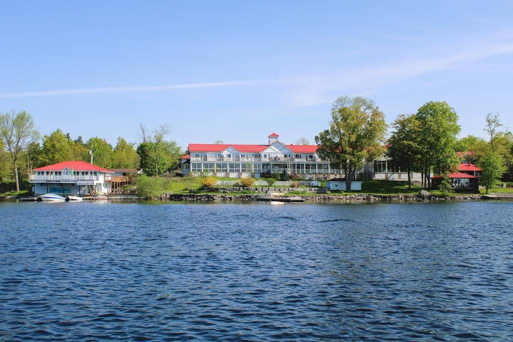 Viamede Resort | restaurant | 595 Mt Julian Viamede Rd, Woodview, ON K0L 3E0, Canada | 7056543344 OR +1 705-654-3344