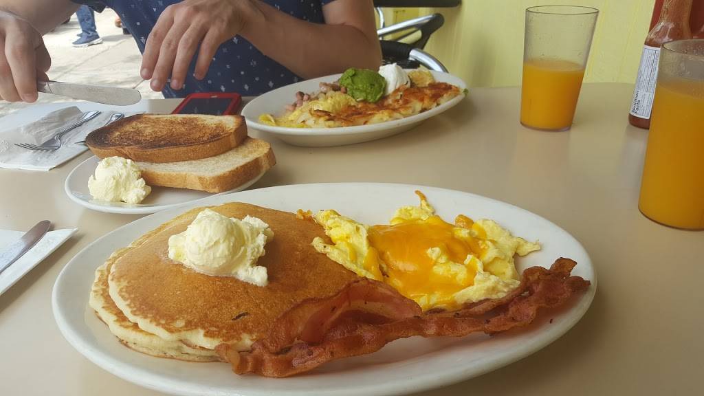 The Local Yolk | restaurant | 3414 Highland Ave, Manhattan Beach, CA 90266, USA | 3105464407 OR +1 310-546-4407