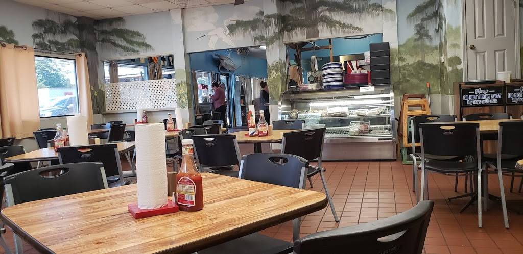 Dockside Seafood & Specialties, Inc | restaurant | 1528 US-11, Picayune, MS 39466, USA | 6017490400 OR +1 601-749-0400