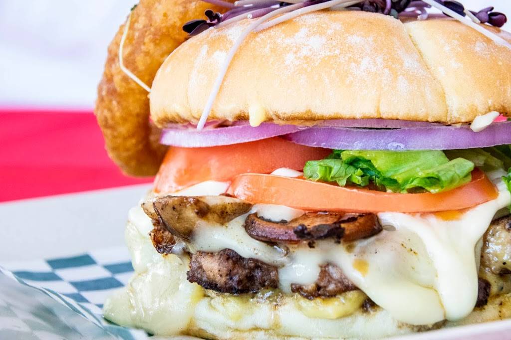 Club de Golf les Patriotes | restaurant | 1889 Chemin des Patriotes, Saint-Ours, QC J0G 1P0, Canada | 4507852715 OR +1 450-785-2715