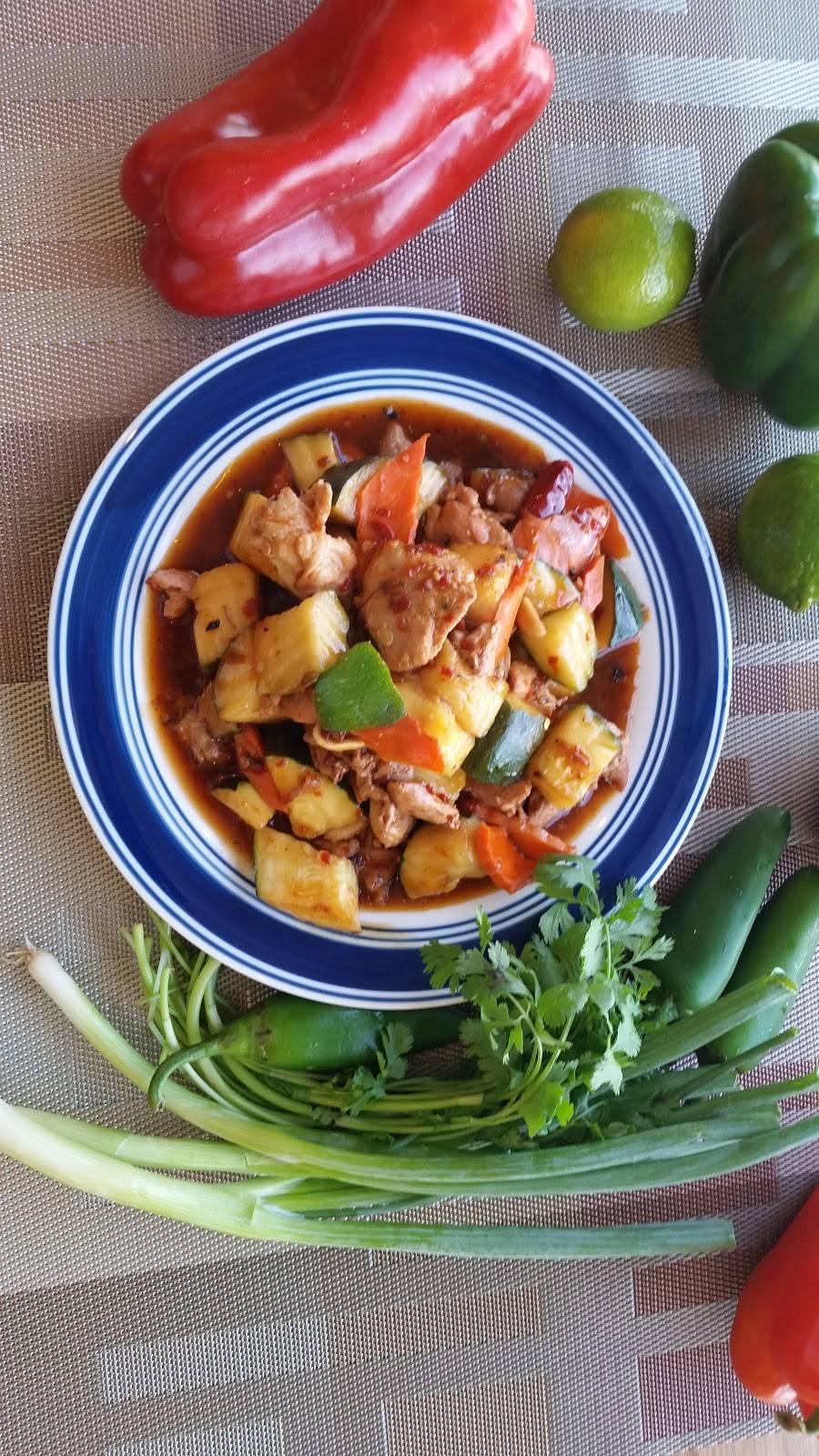 Lucky Panda Chinese Fast Food | restaurant | 22802 Victory Blvd, Woodland Hills, CA 91367, USA | 8188838088 OR +1 818-883-8088