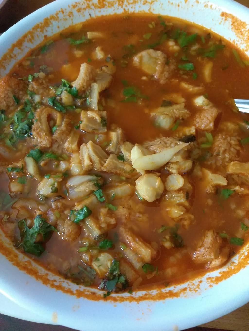 Los Robles Restaurant | restaurant | 911 CA-79, Hemet, CA 92543, USA | 9519291832 OR +1 951-929-1832
