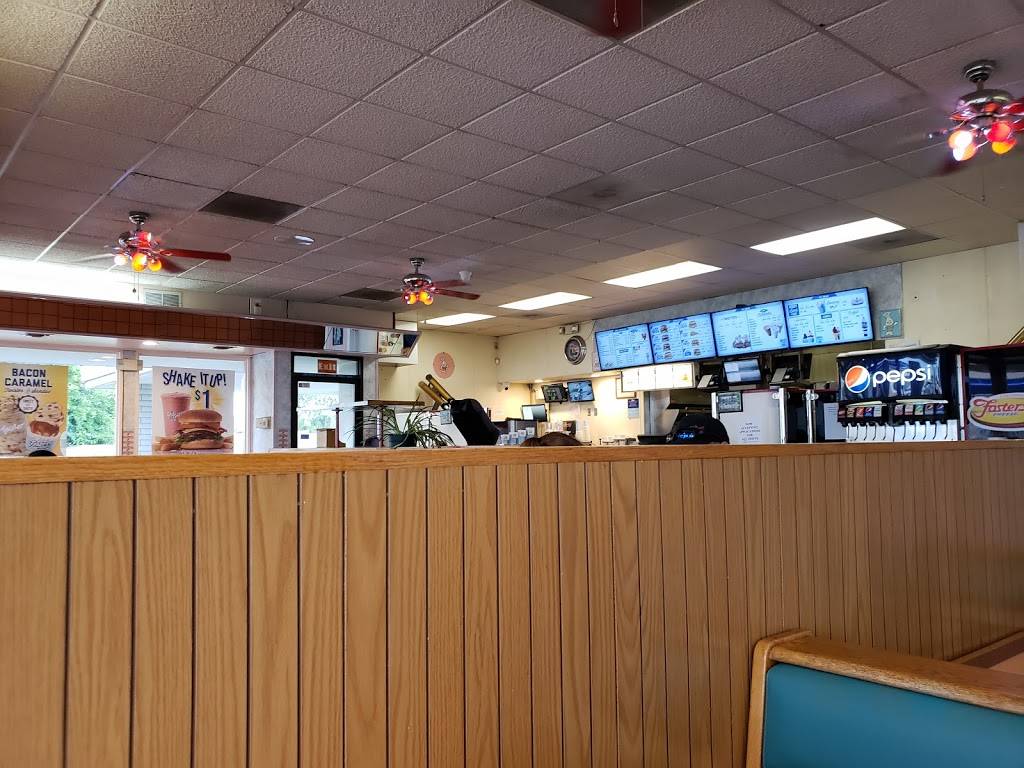 Fosters Freeze | restaurant | 71 E Hanford Armona Rd, Lemoore, CA 93245, USA | 5599244858 OR +1 559-924-4858