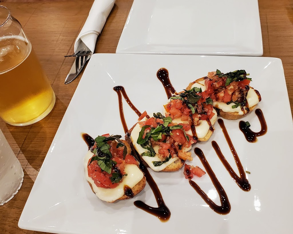 Pomodoro Pizza Napoletana | restaurant | 103 S Stewart Rd, Liberty, MO 64068, USA | 8167364002 OR +1 816-736-4002