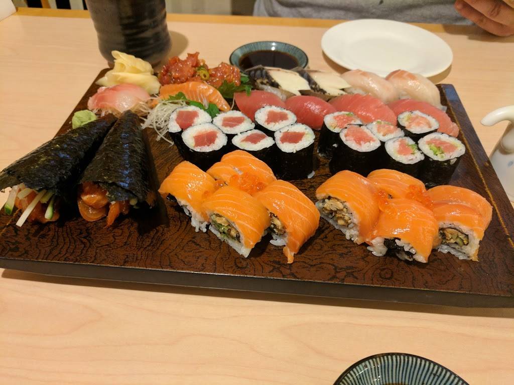 Sharaku | restaurant | 6159 Haggerty Rd, West Bloomfield Township, MI 48322, USA | 2489601888 OR +1 248-960-1888