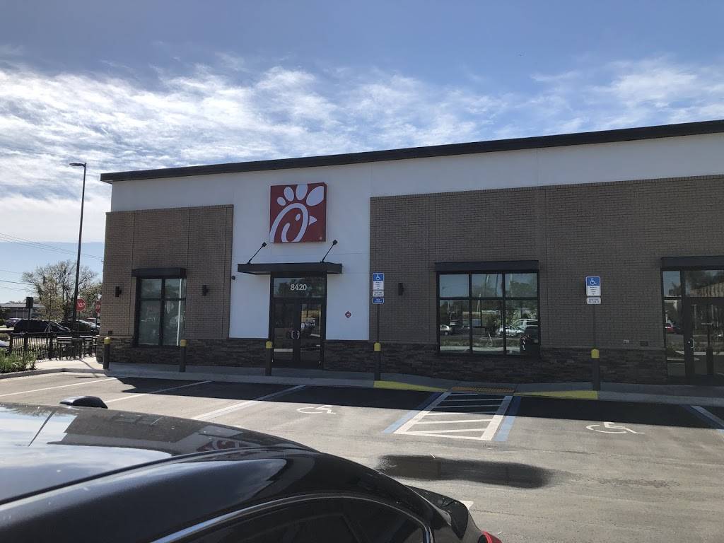 Chick-fil-A | restaurant | 8420 S Tamiami Trail, Sarasota, FL 34238, USA | 9419660024 OR +1 941-966-0024